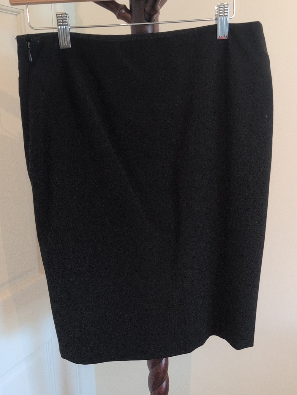 Express Black Pencil Skirt in Classic Sheen